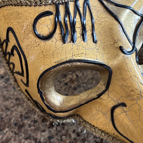 Ornate Venetian Style Masquerade Long Nose Mask Mardi Gras Masquerade Mask Gold - Picture 3 of 6